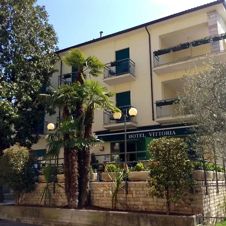 Vittoria 2* باردولينو